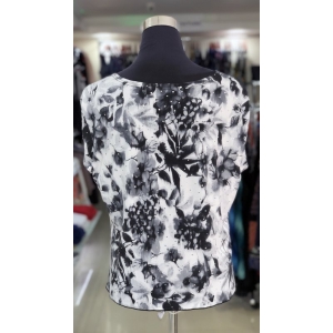 Grey Flower Short Sleeved Front Knot Top